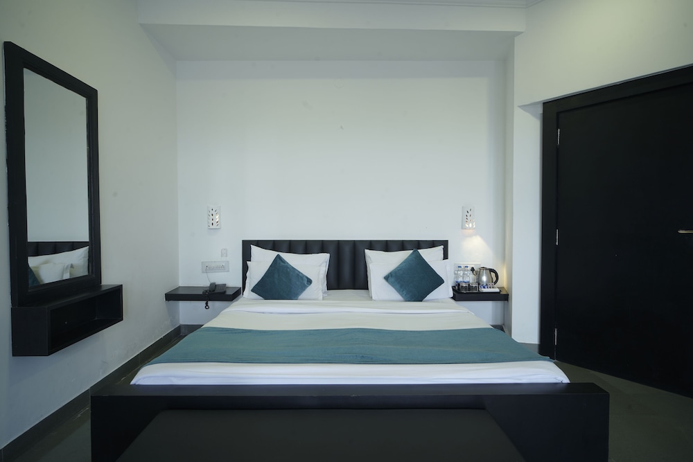 Banjara Hostels 16/50