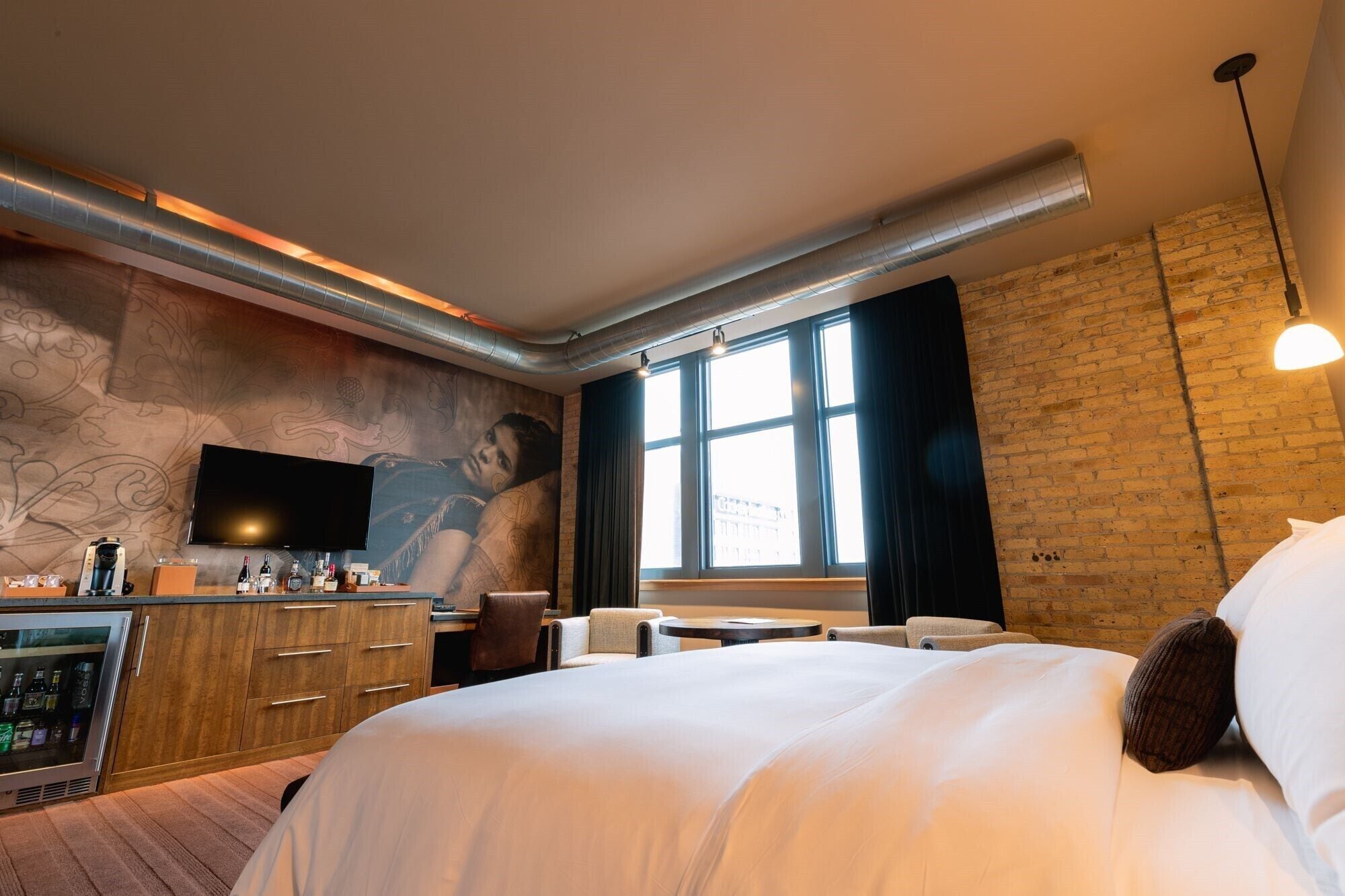 PREMIUM, 2 QUEEN BEDS, CITY VIEW