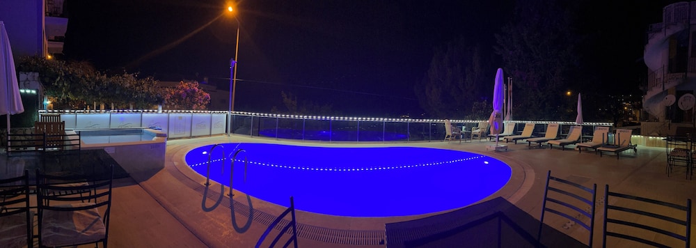 Enda Boutique Hotel 35/70
