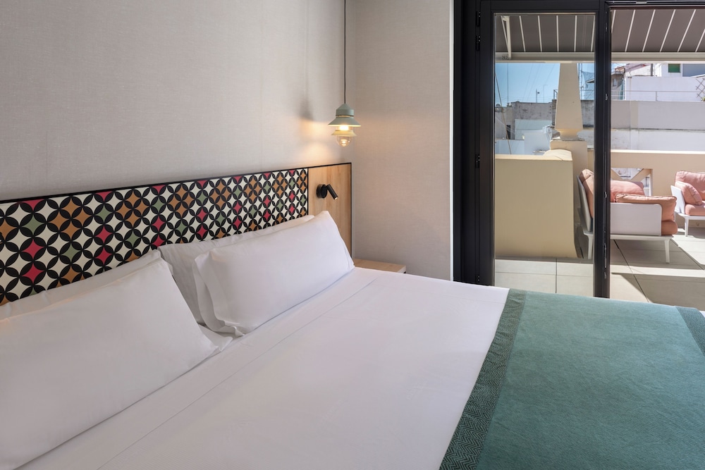 غرفة سوبيريور بسرير كينج بمسبح خاص، Catalonia Excelsior 5/10