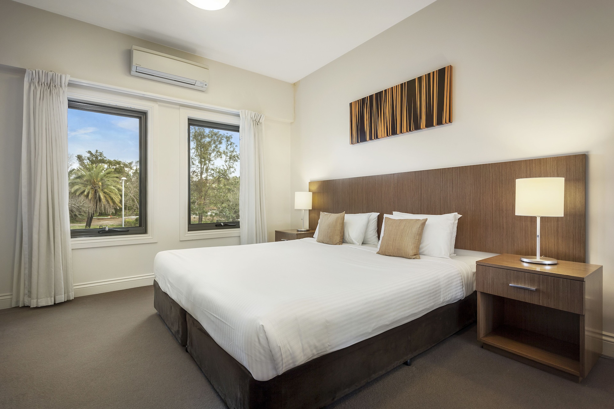 2 Bedrooms, Apartment