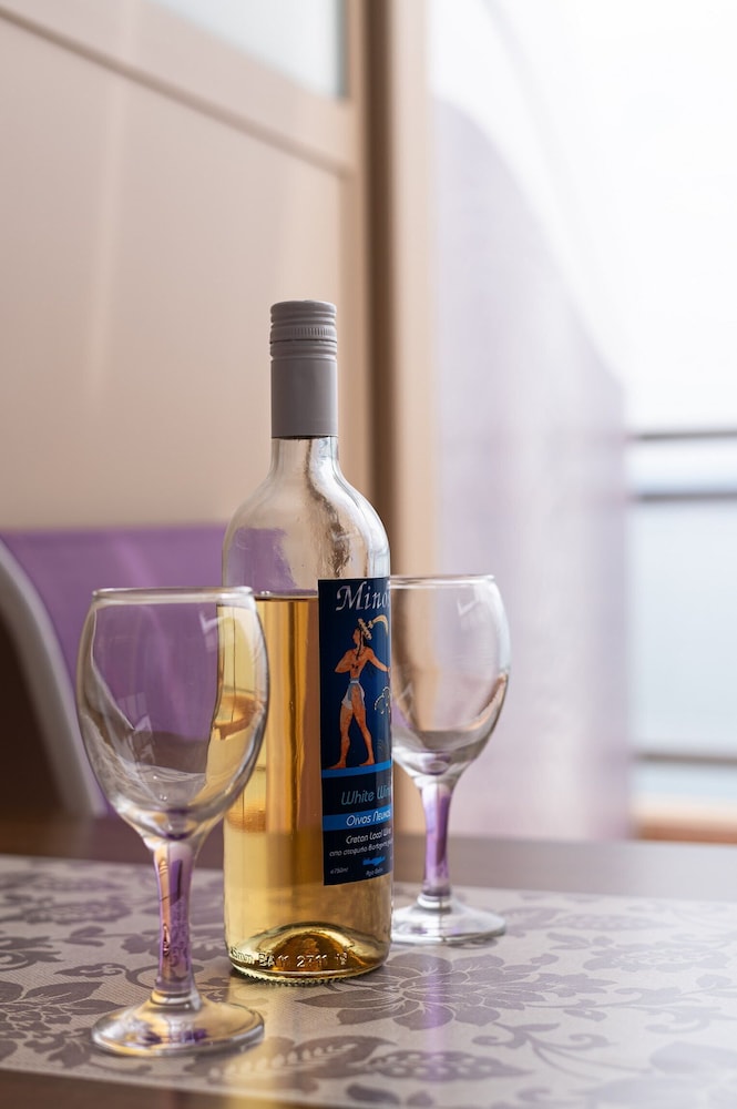 Minos Boutique Hotel 20/50