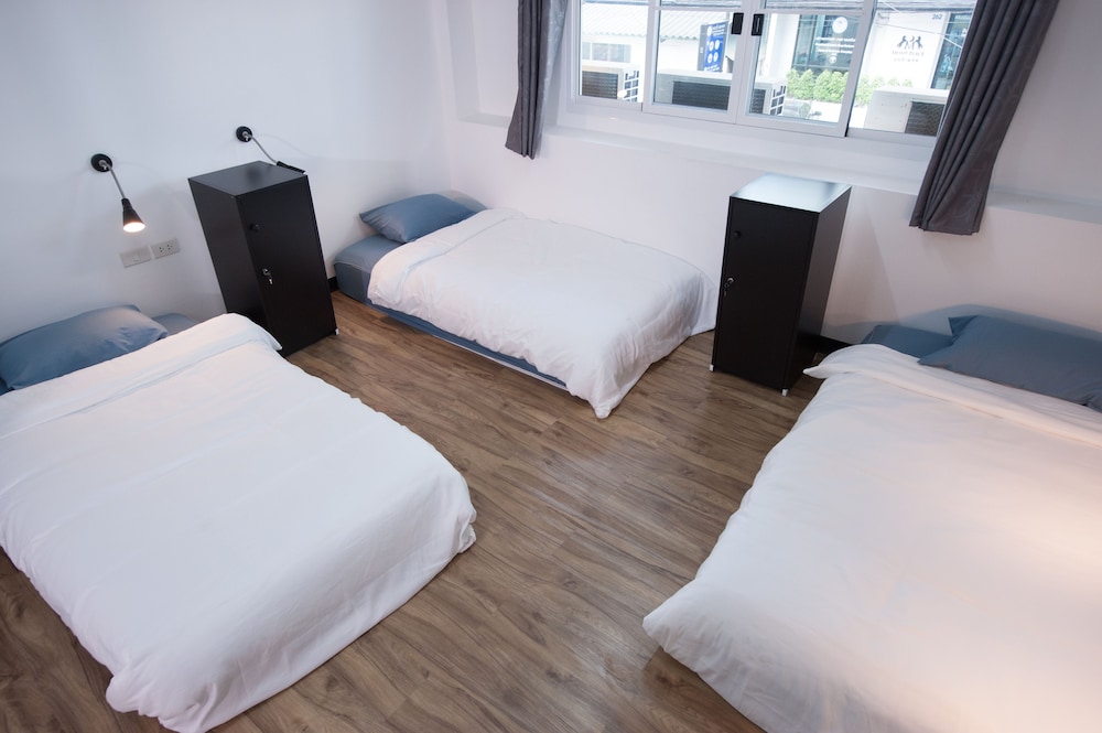 Hoppers Place Donmuang Hostel 23/46