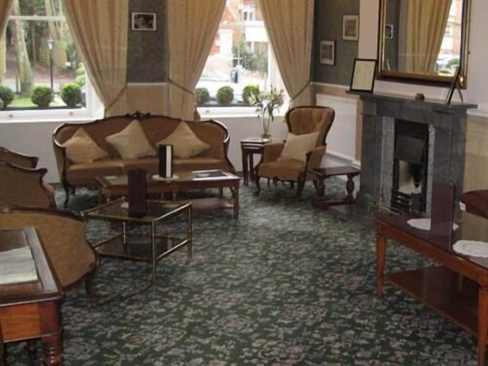 The Ebury Hotel 29/46
