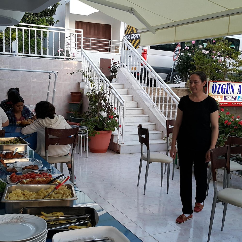 Ozgun Apart Otel Kusadasi 22/29