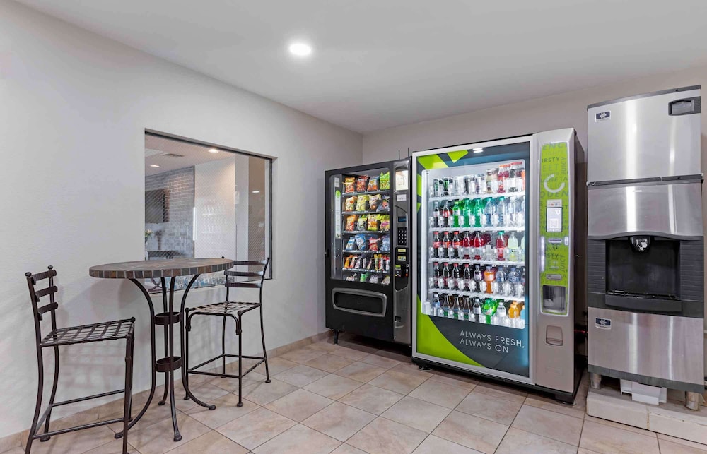Extended Stay America Suites - San Antonio - North 45/56