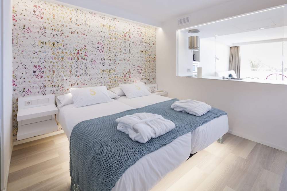 SUD IBIZA SUITES 16/50