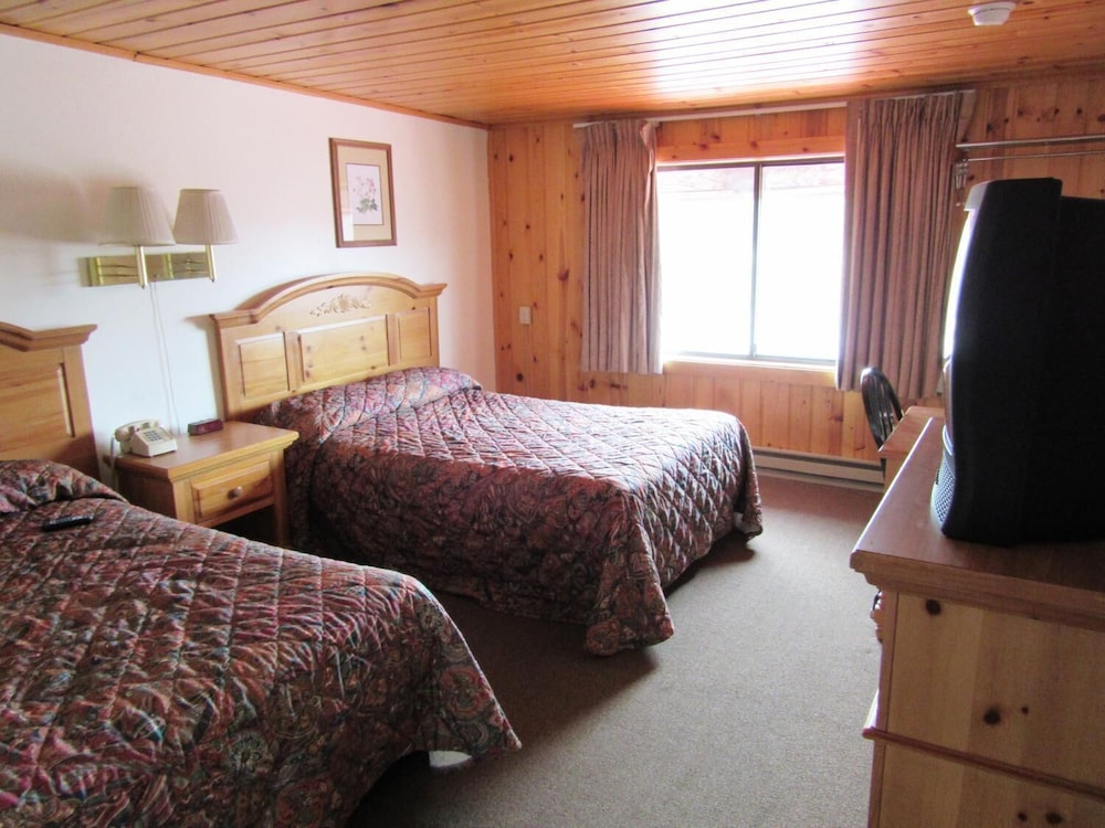 Traveler Apos S Lodge 22/47
