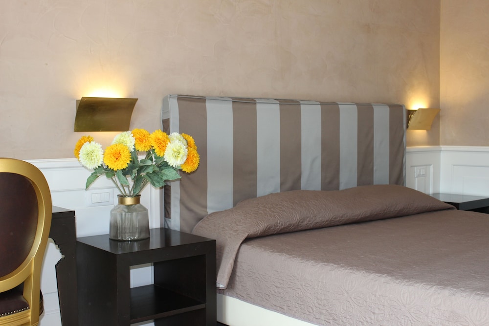 Relais La Maison De Luxe 24/44
