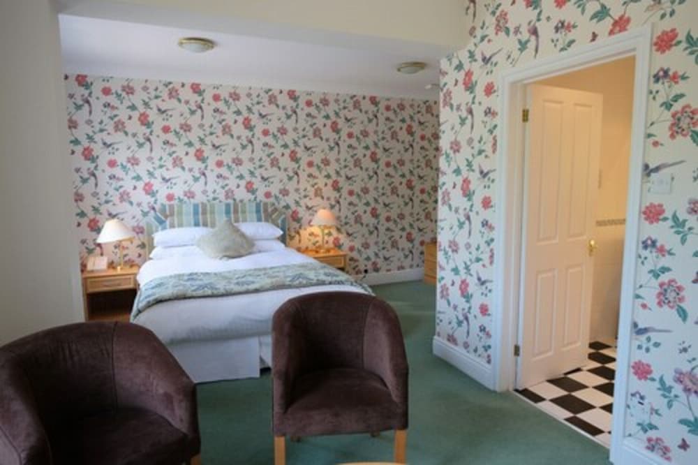 Woodlands Manor 40/100