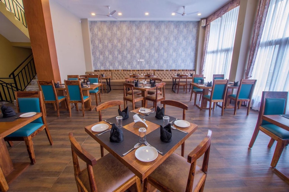 Mount Himalayan Hotel & Spa Gangtok 19/25