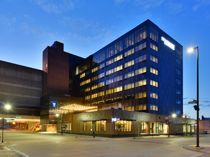The Lismore Hotel Eau Claire A Doubletree By Hilton 2/56