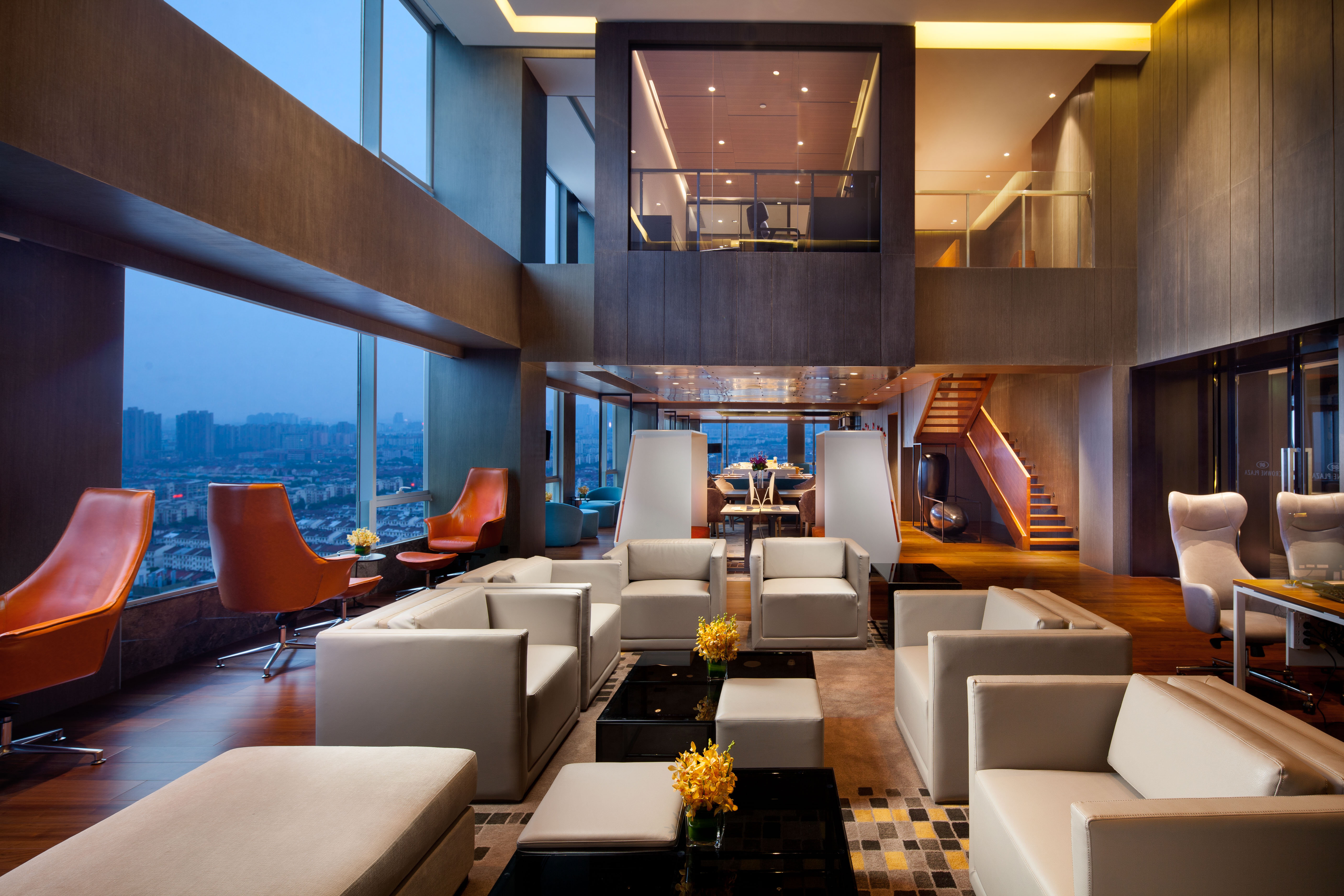 CROWNE PLAZA KUNSHAN 55/79