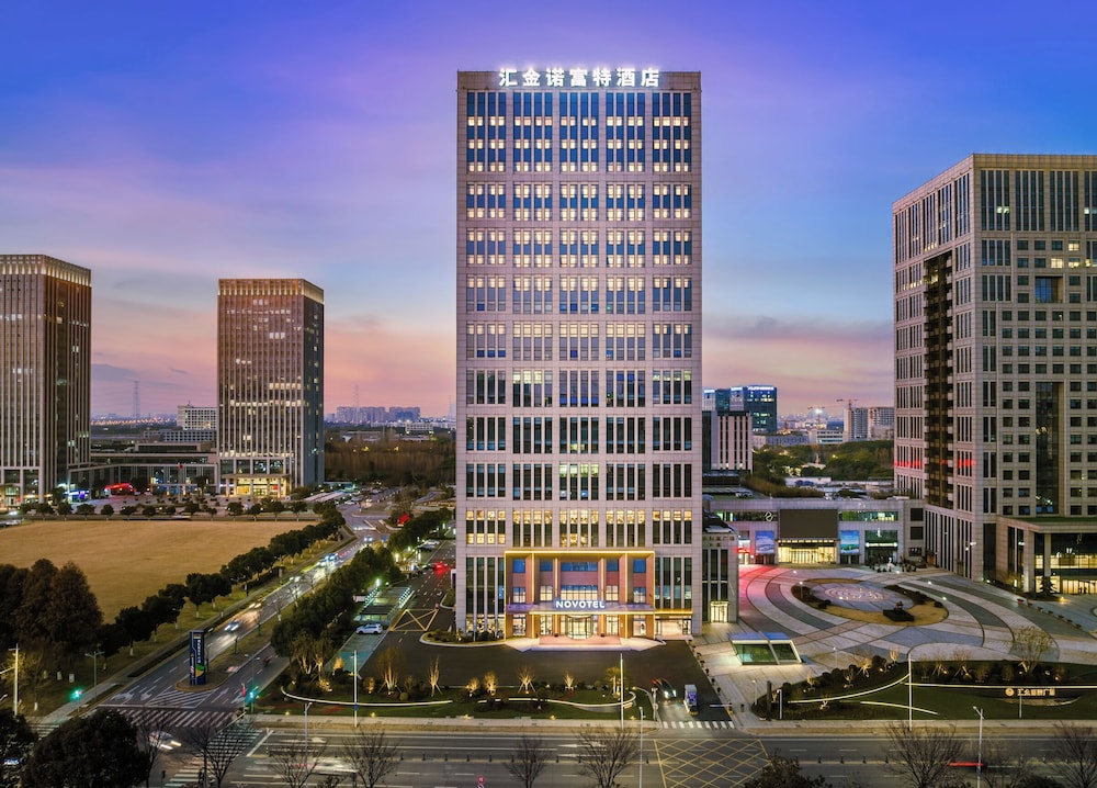 Novotel Kunshan Yangcheng Lake 3/60