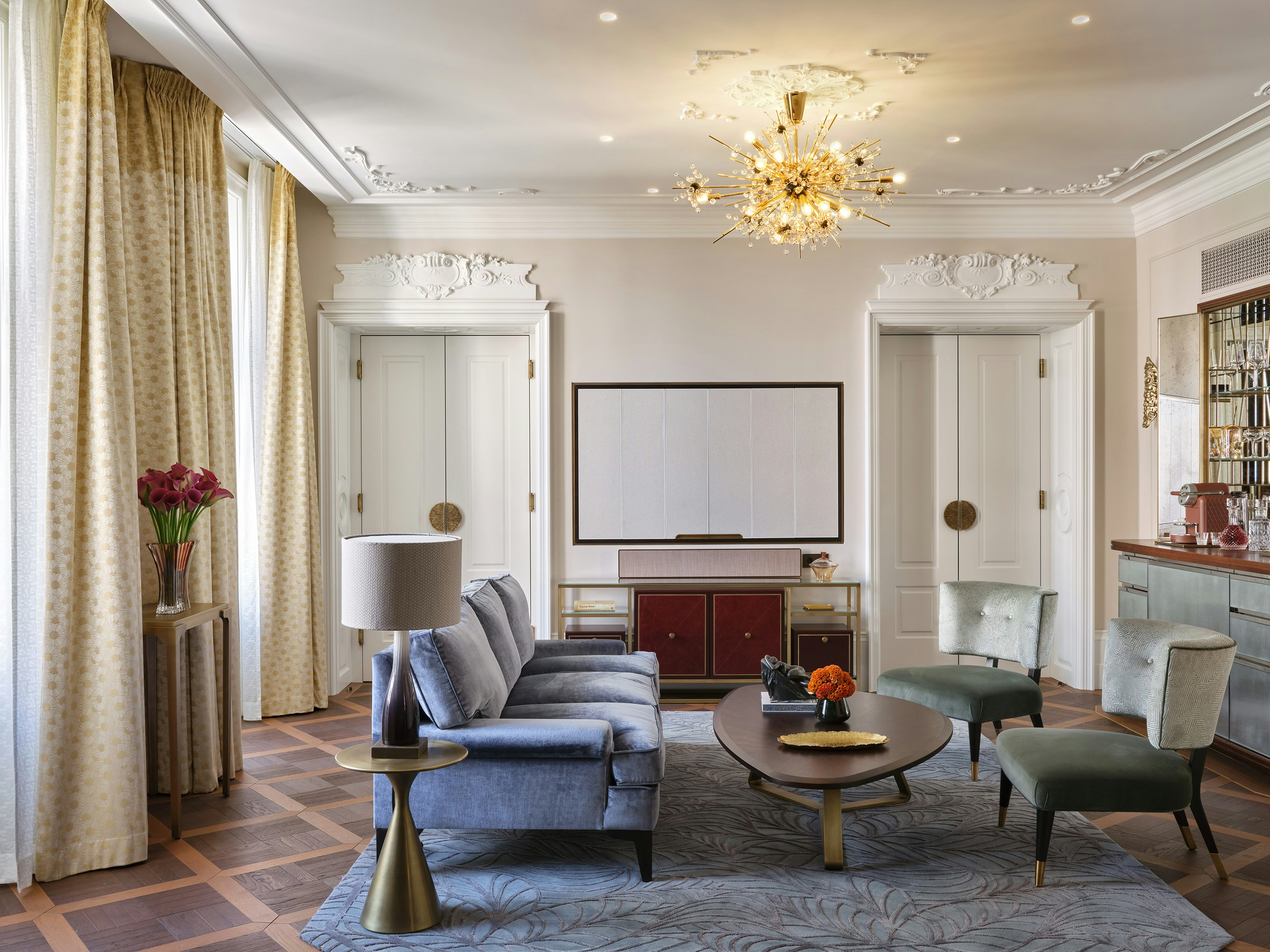 Rosewood Vienna 40/50