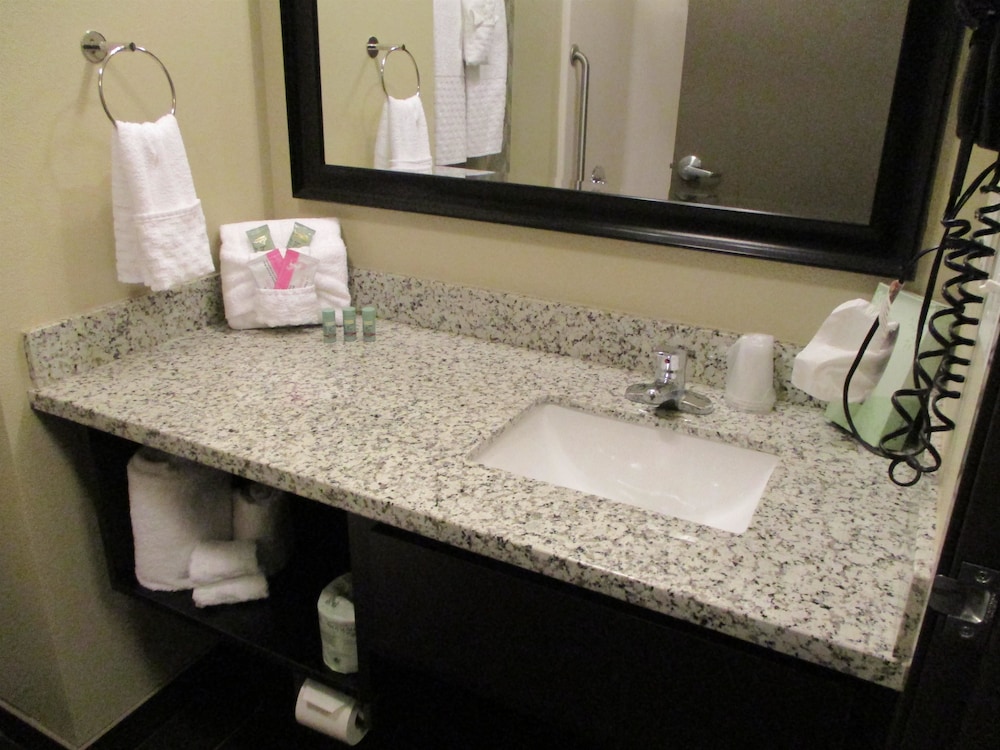 Roosevelt Place Hotel 40/43