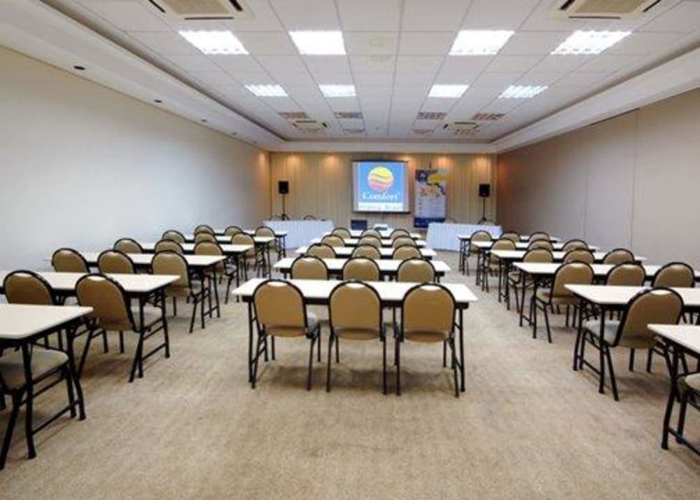 Comfort Hotel Franca 29/32