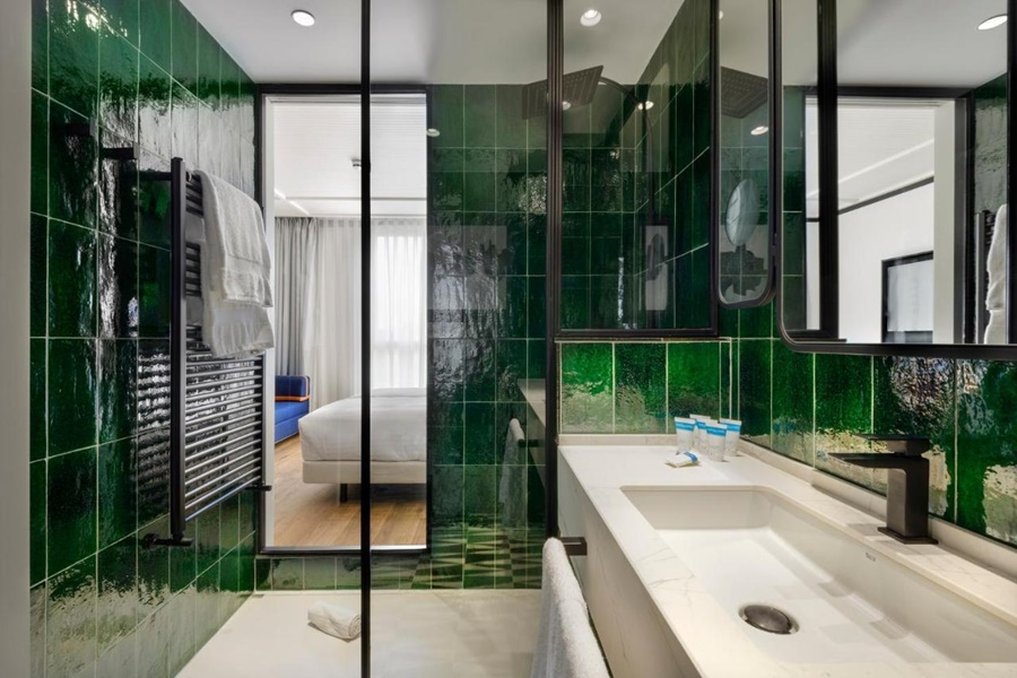 Hotel Tres Reyes San Sebastian 28/30
