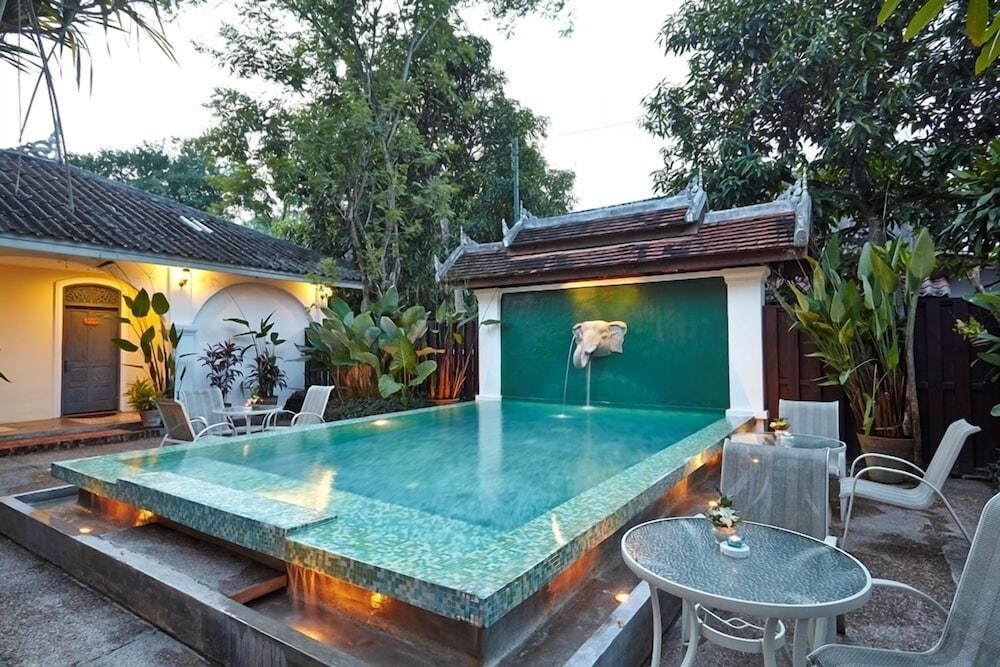 VILLA SANTI HOTEL 4/32