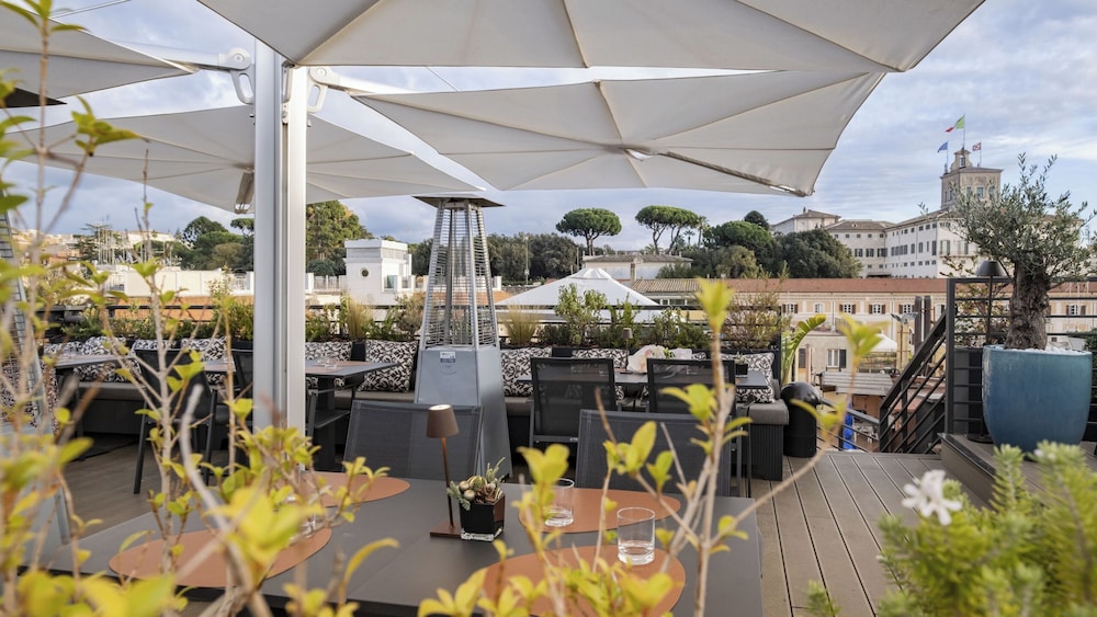 U Visionary Rome Hotel 53/68