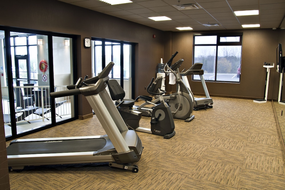 Holiday Inn Express Pembroke 28/51