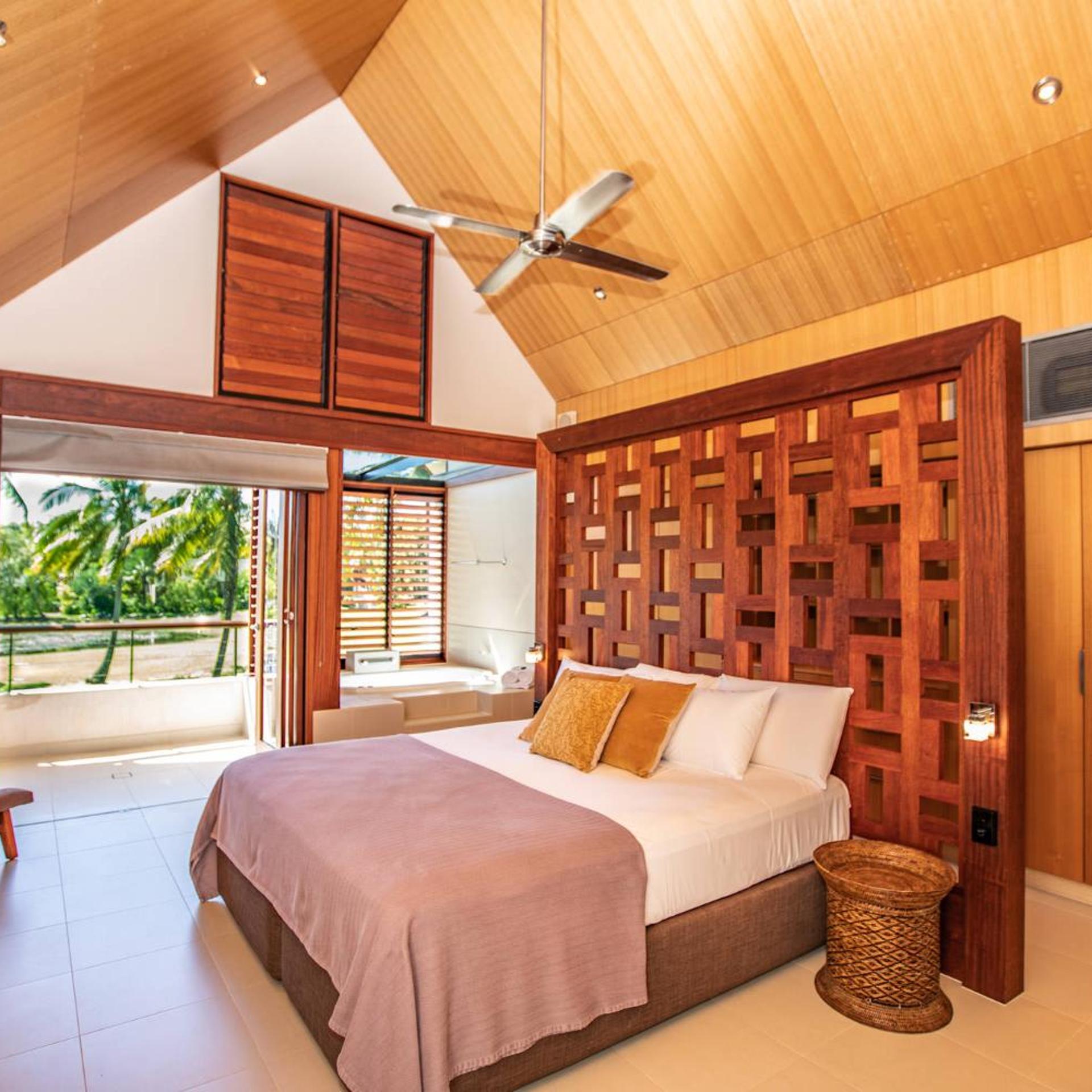 3 Bedrooms, Grand, Master, Villa