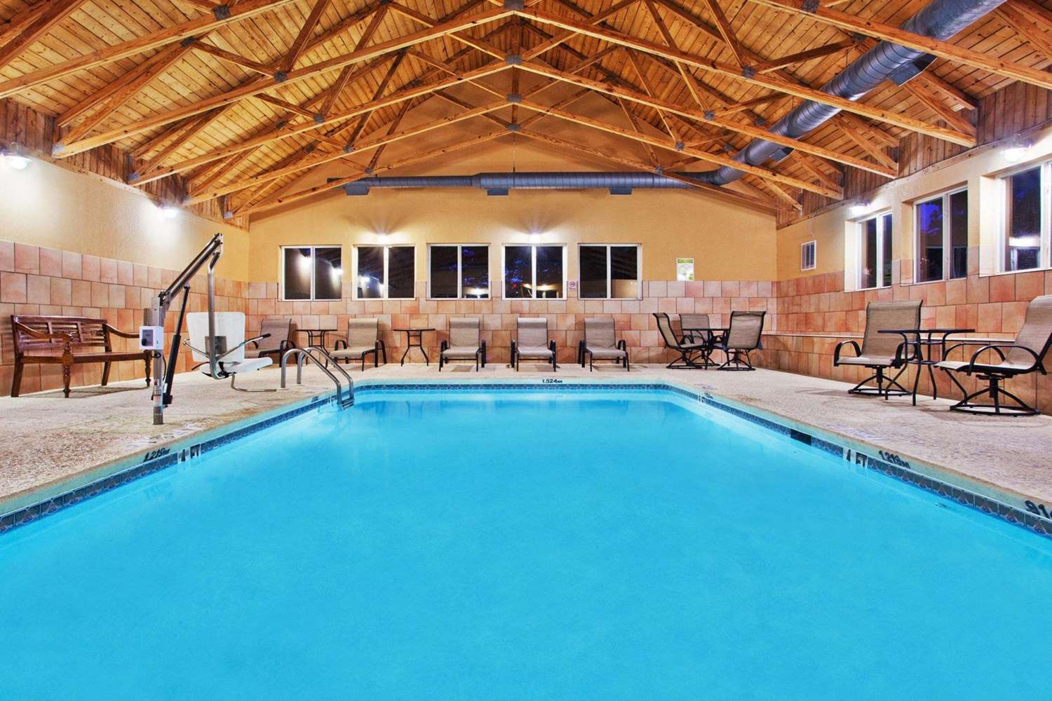 Comfort Inn Blairsville Butternut Creek 17/23