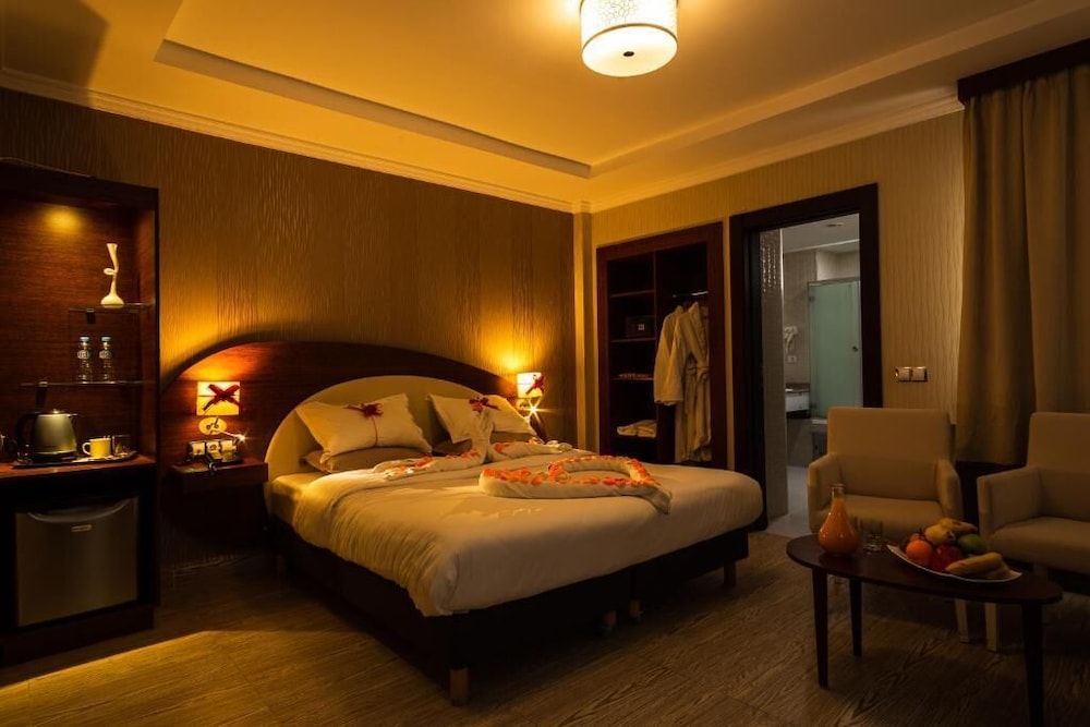 Hotel Rue D'or 22/58