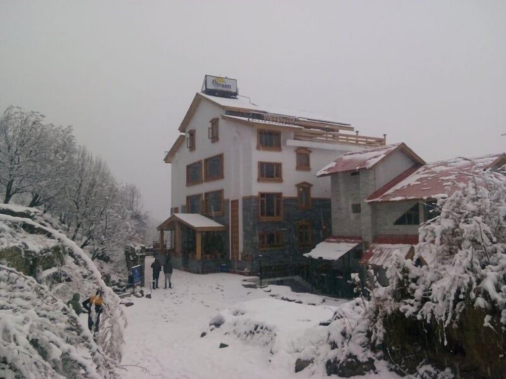 Vivaan The Sunrise Resort 2/36