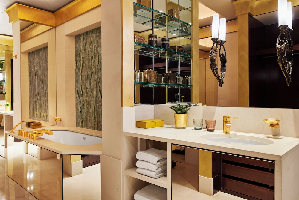 PARK HYATT PARIS VENDOME 69/71