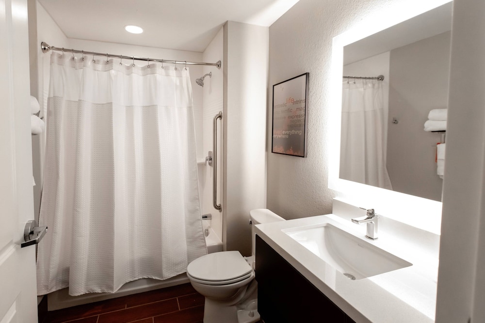 Towneplace Suites By Marriott Louisville Airport 13/37