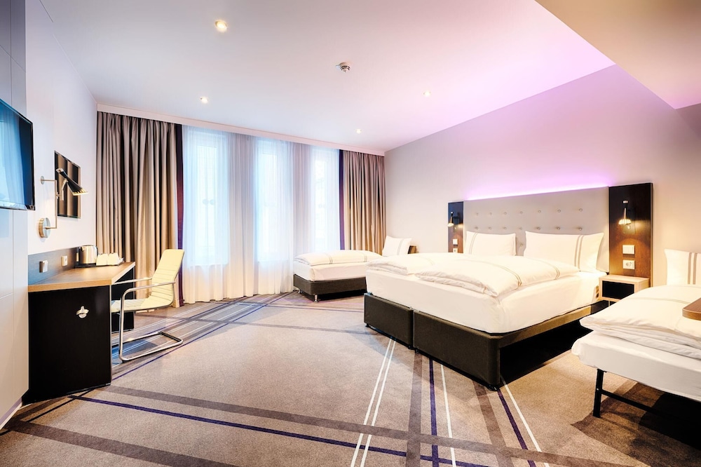 Premier Inn Dresden City Prager Strasse 20/49