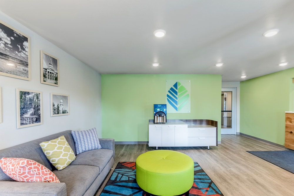 WoodSpring Suites Elgin - Chicago 15/56