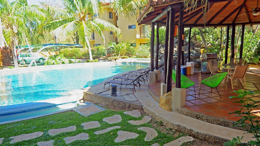 The Oaks Tamarindo Condominiums 7/67