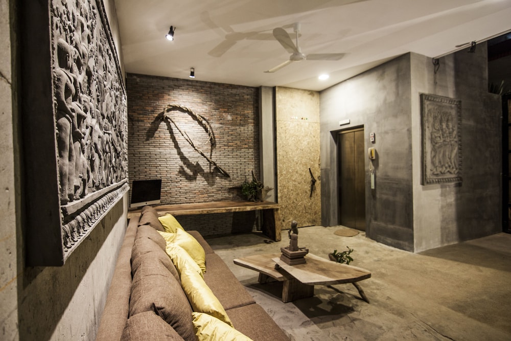 Sarina Boutique Hotel 33/50