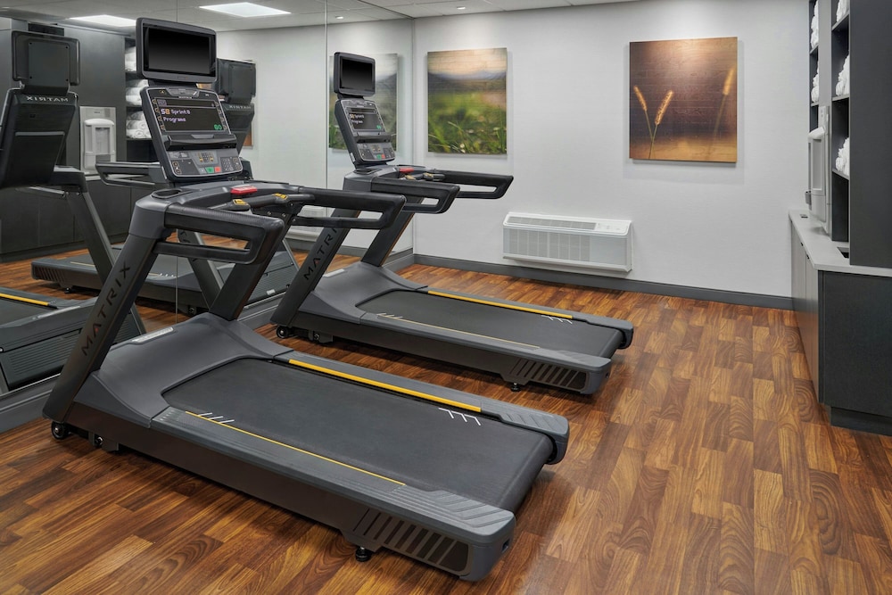 Fairfield Inn Suites By Marriott Detroit Farmington Hills 20/49
