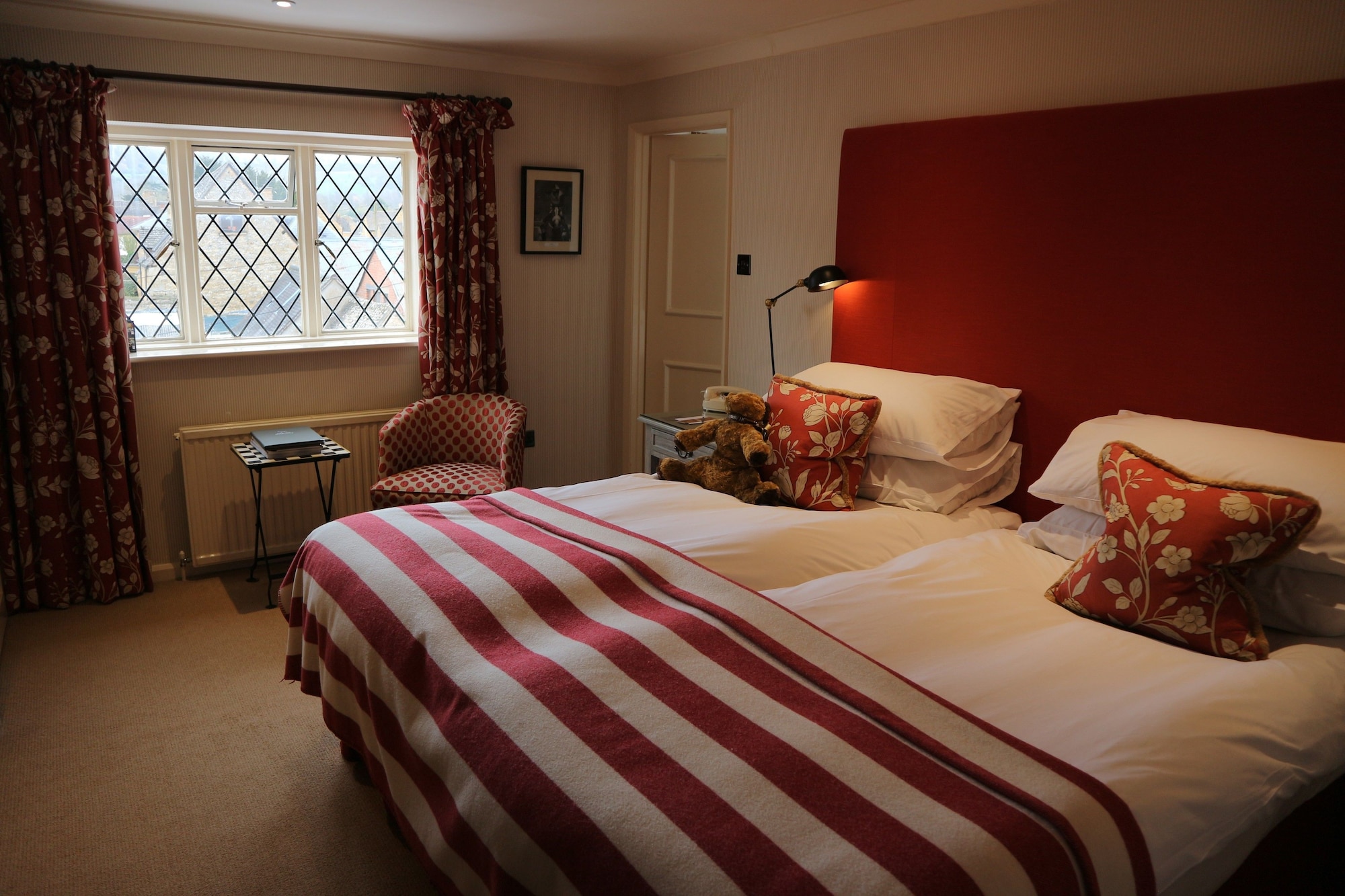 Good, Double or Twin Bed