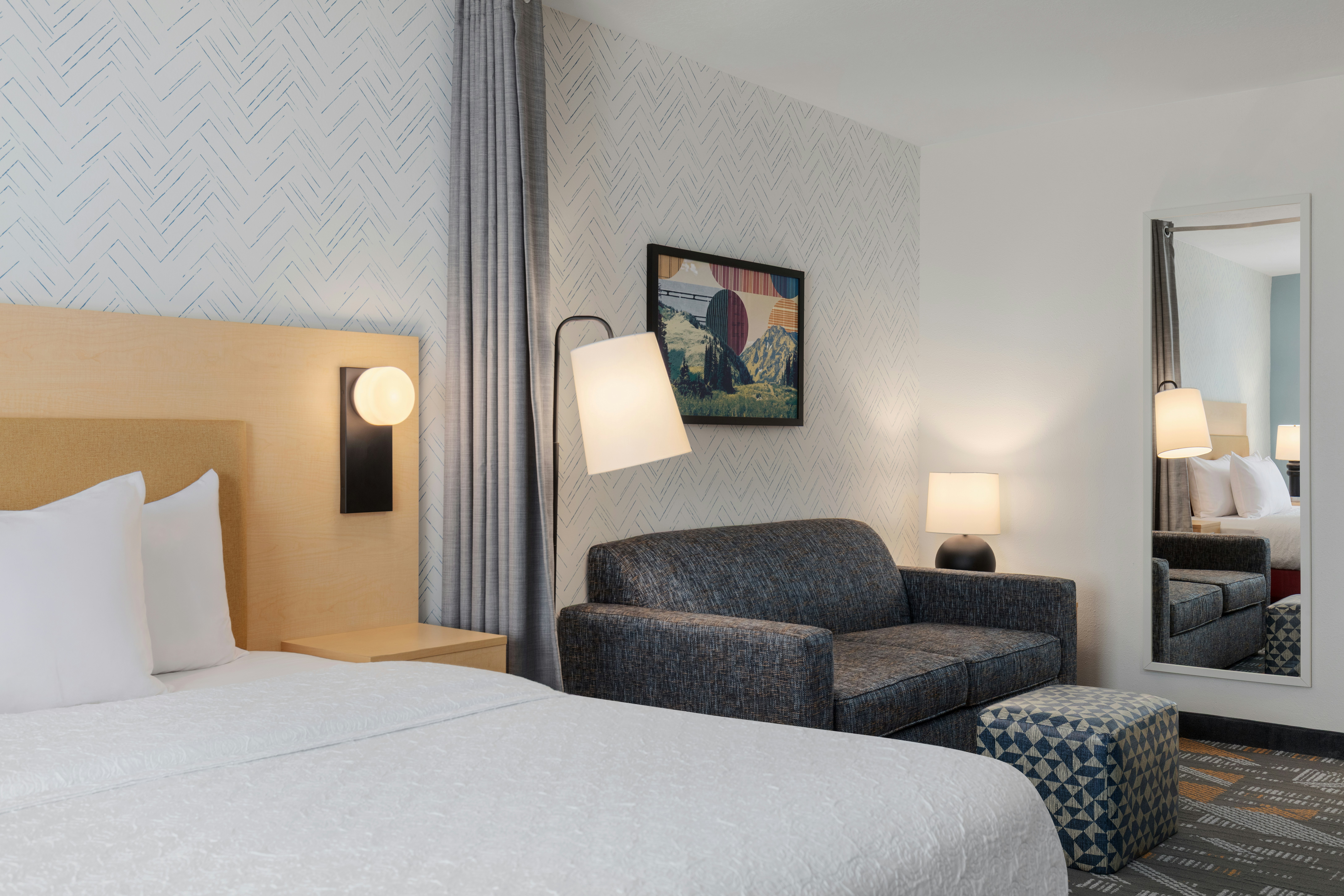 STUDIO, KING BED, ACCESSIBLE
