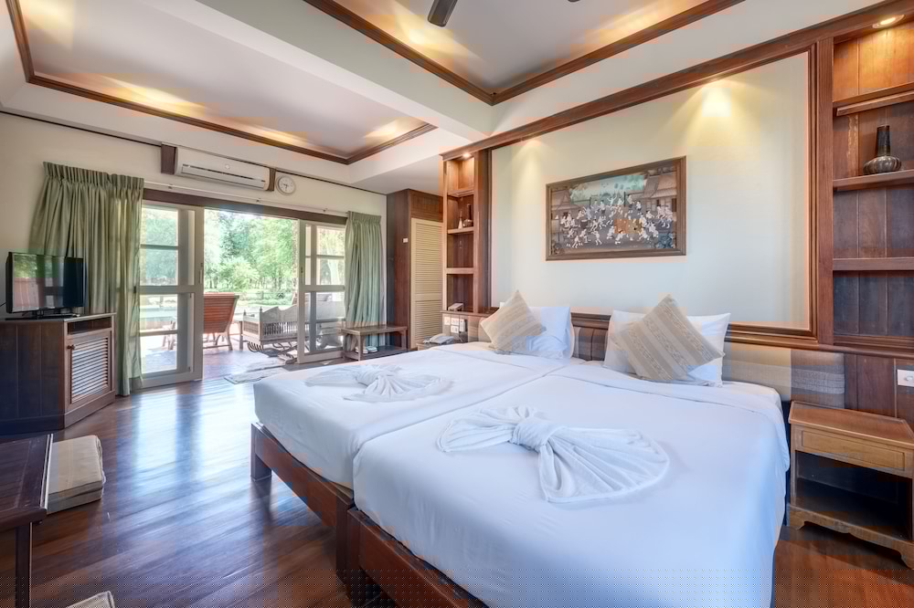 Vana Varin Resort Hua Hin 12/65