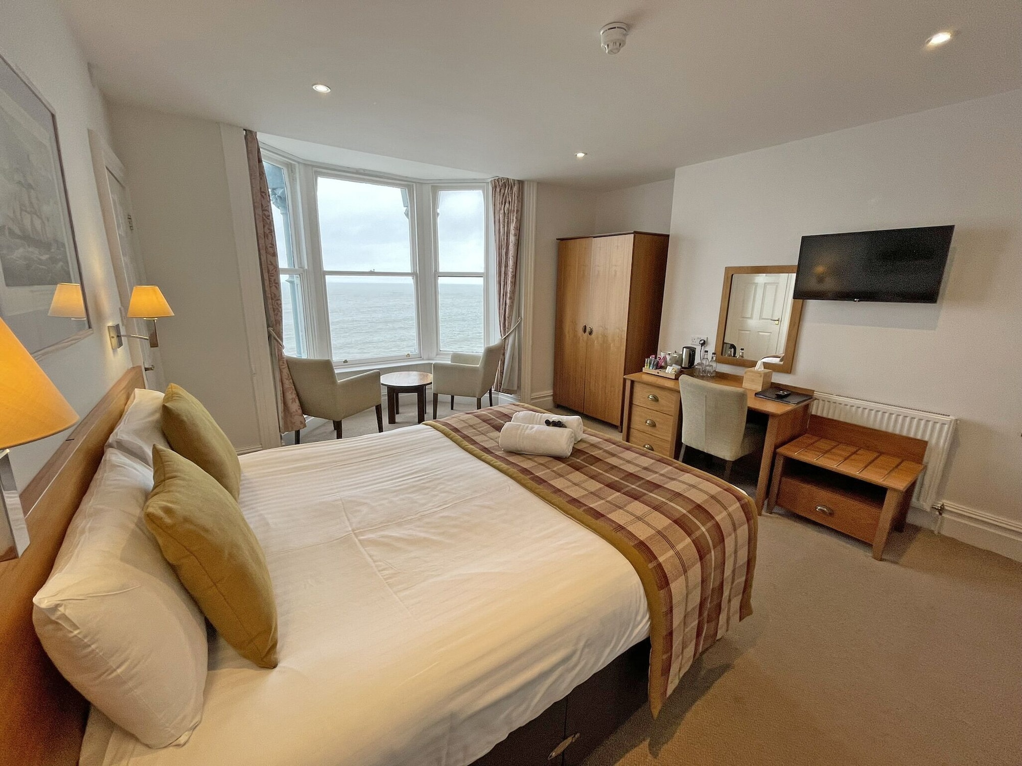 Family, 1 Double and 1 Single Bed