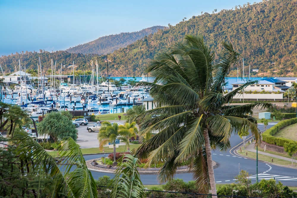 at Waterfront Whitsunday Retreat - Adults Only 28/33