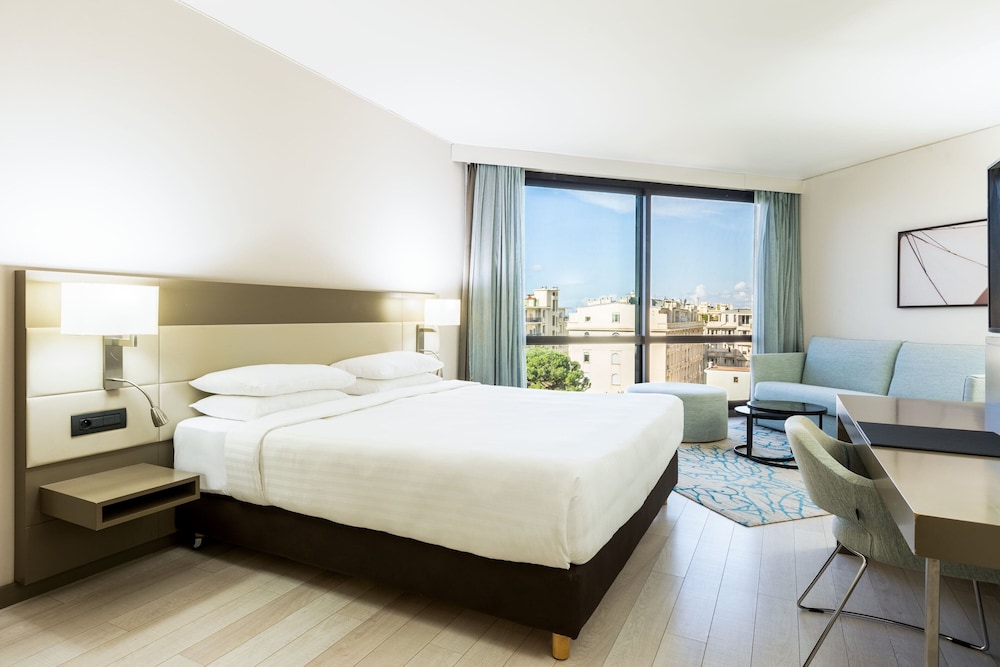 Junior, King Bed, Sea View, Sofa