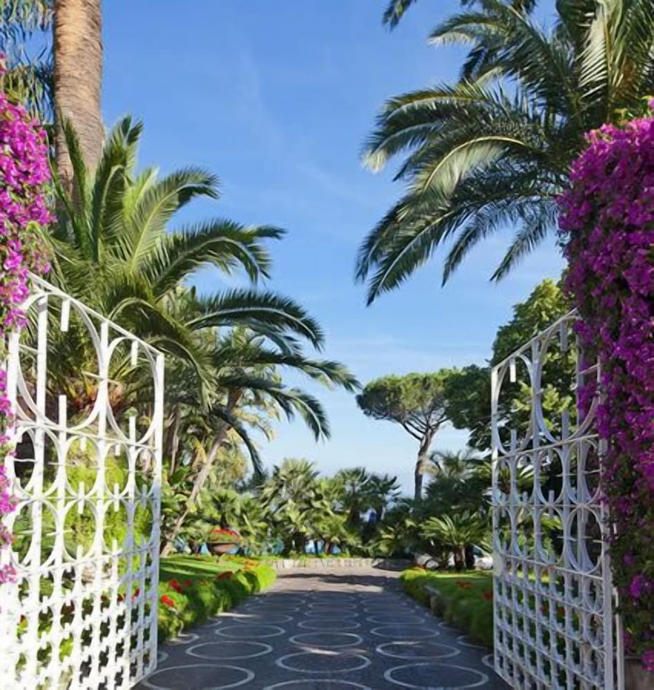 Grand Hotel Riviera 40/50