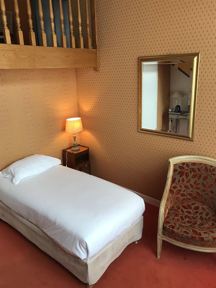 Hotel Le Renoir 14/36