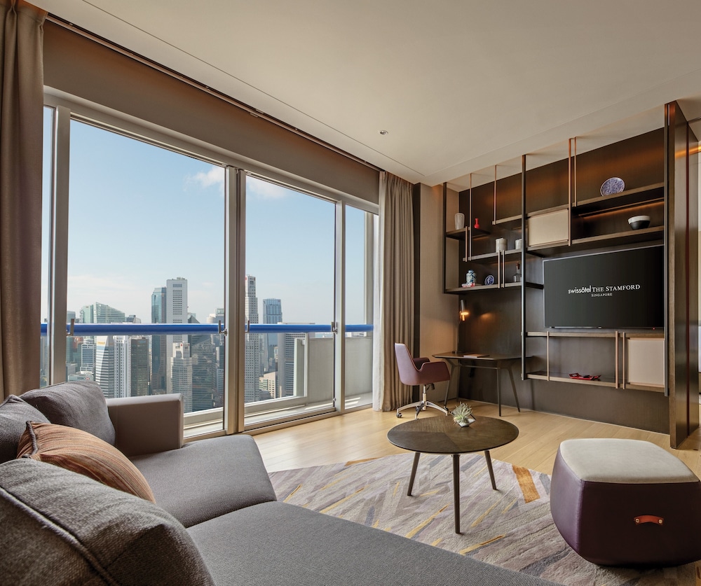Swissotel The Stamford 32/50