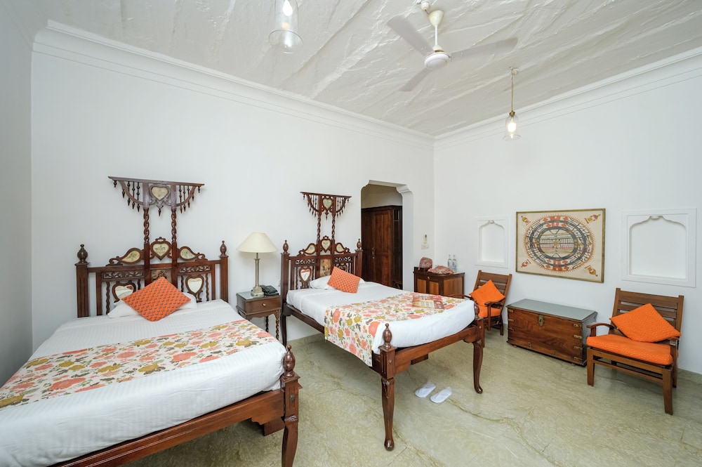 Neemrana's - Deo Bagh 18/48