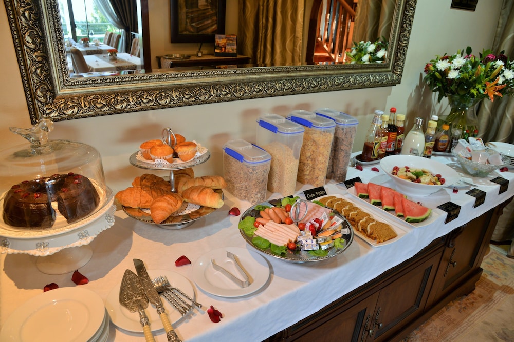 Stirling Manor Boutique Guest House 31/50