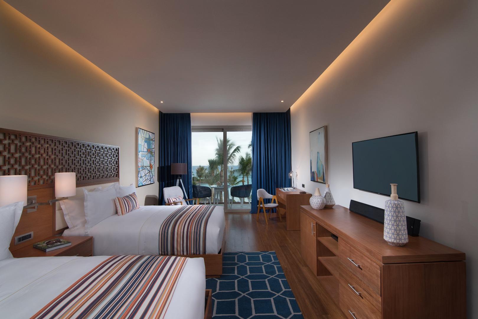 2 Bedrooms, Suite, Beach Front