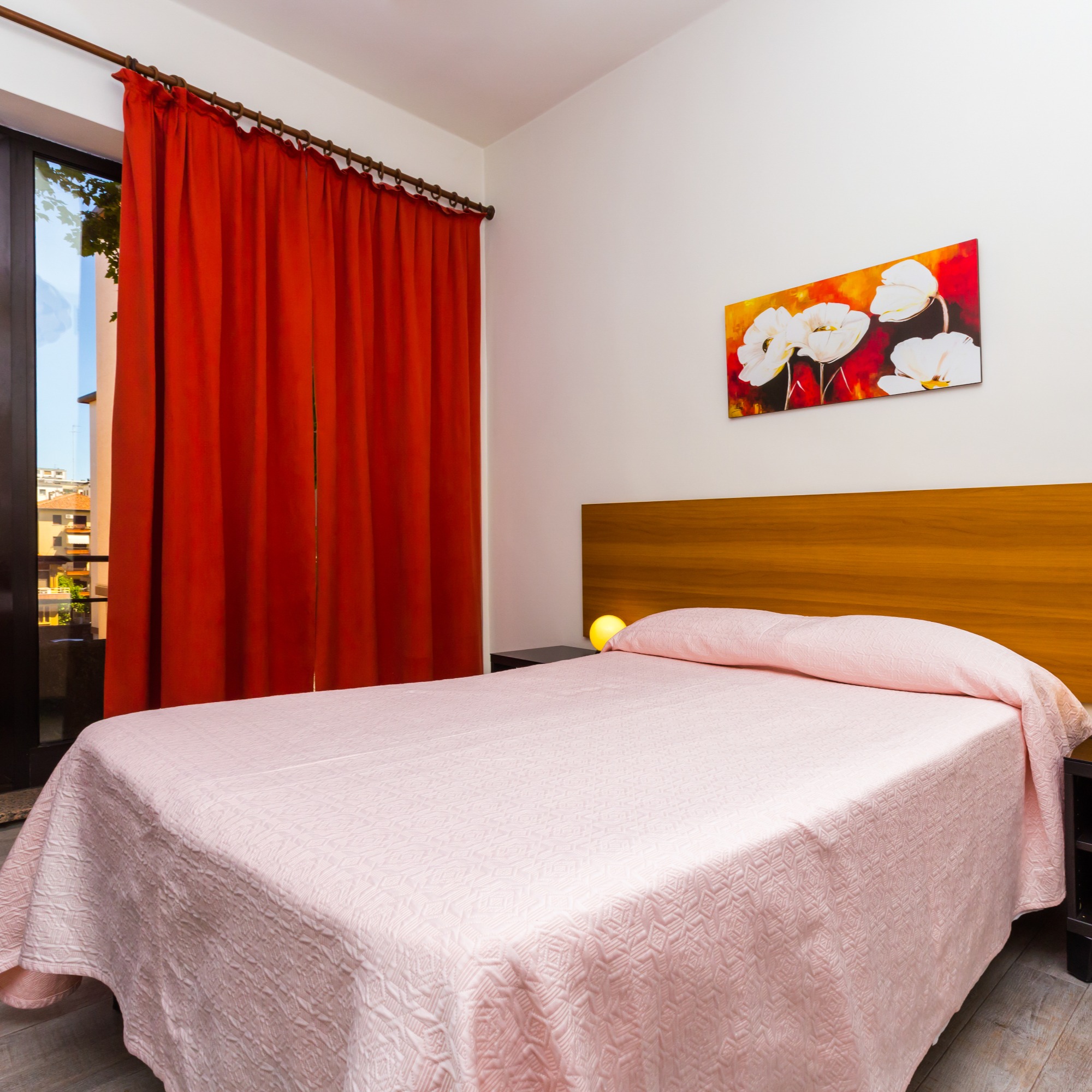ECONOMY, DOUBLE BED