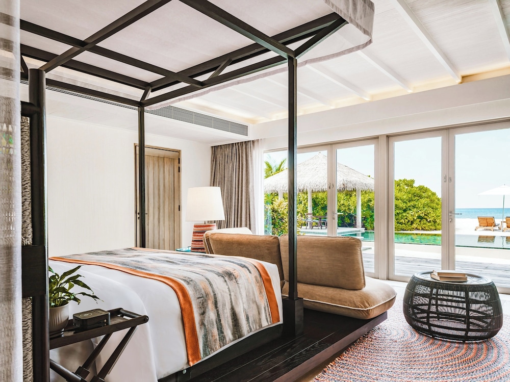 2 Bedrooms, Pool Residence, Club, Single Bed, Beach Front